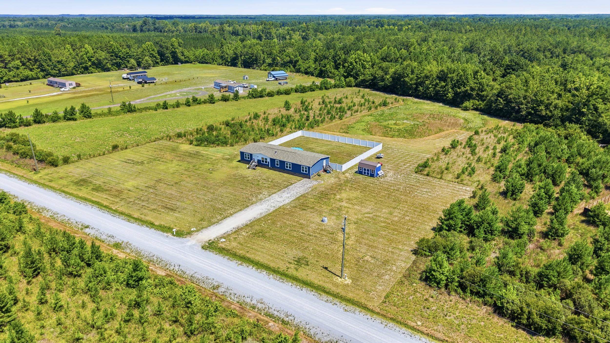 10072 Hardwick Rd., Nichols