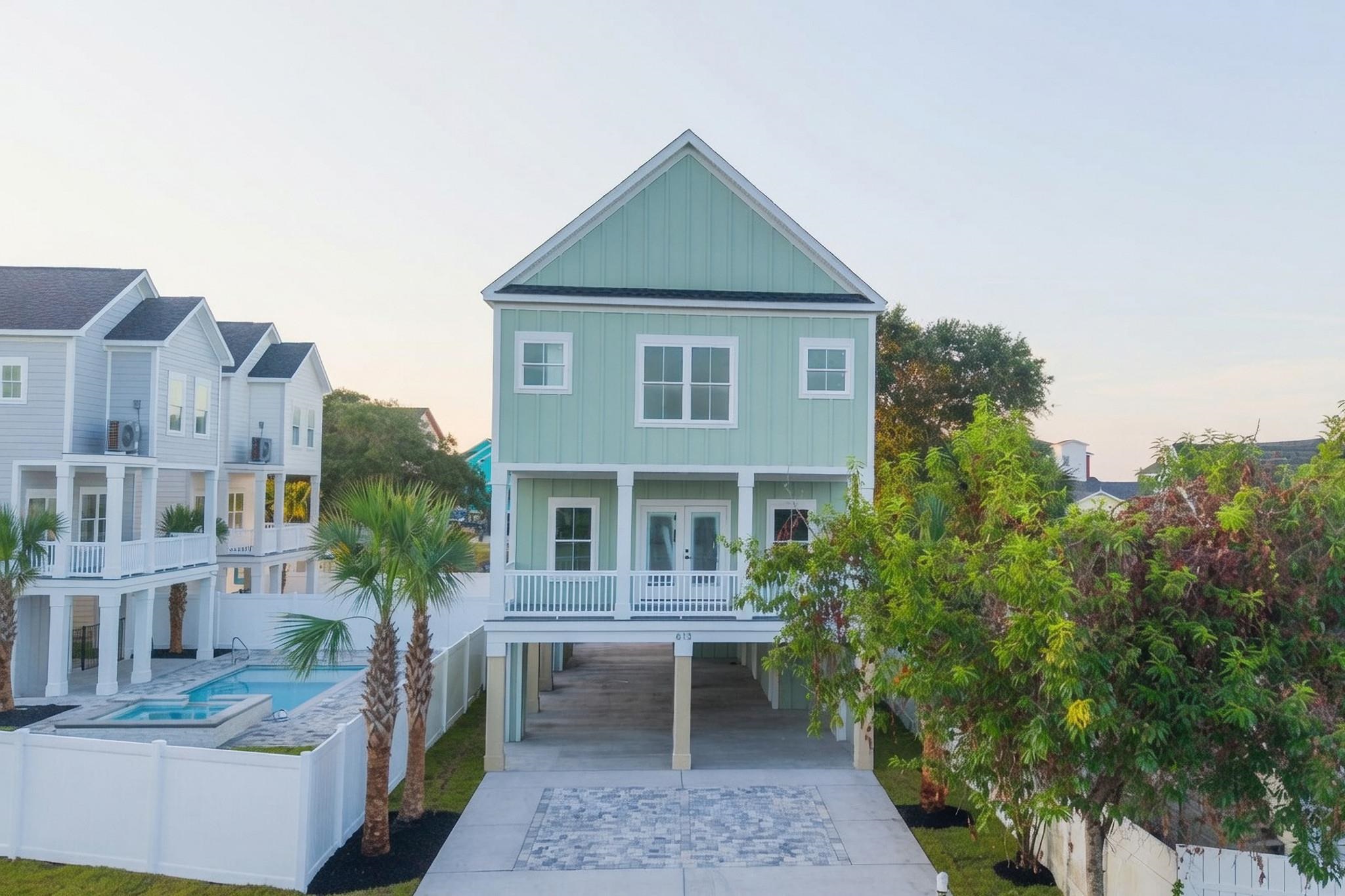 613 South Dogwood, Surfside Beach