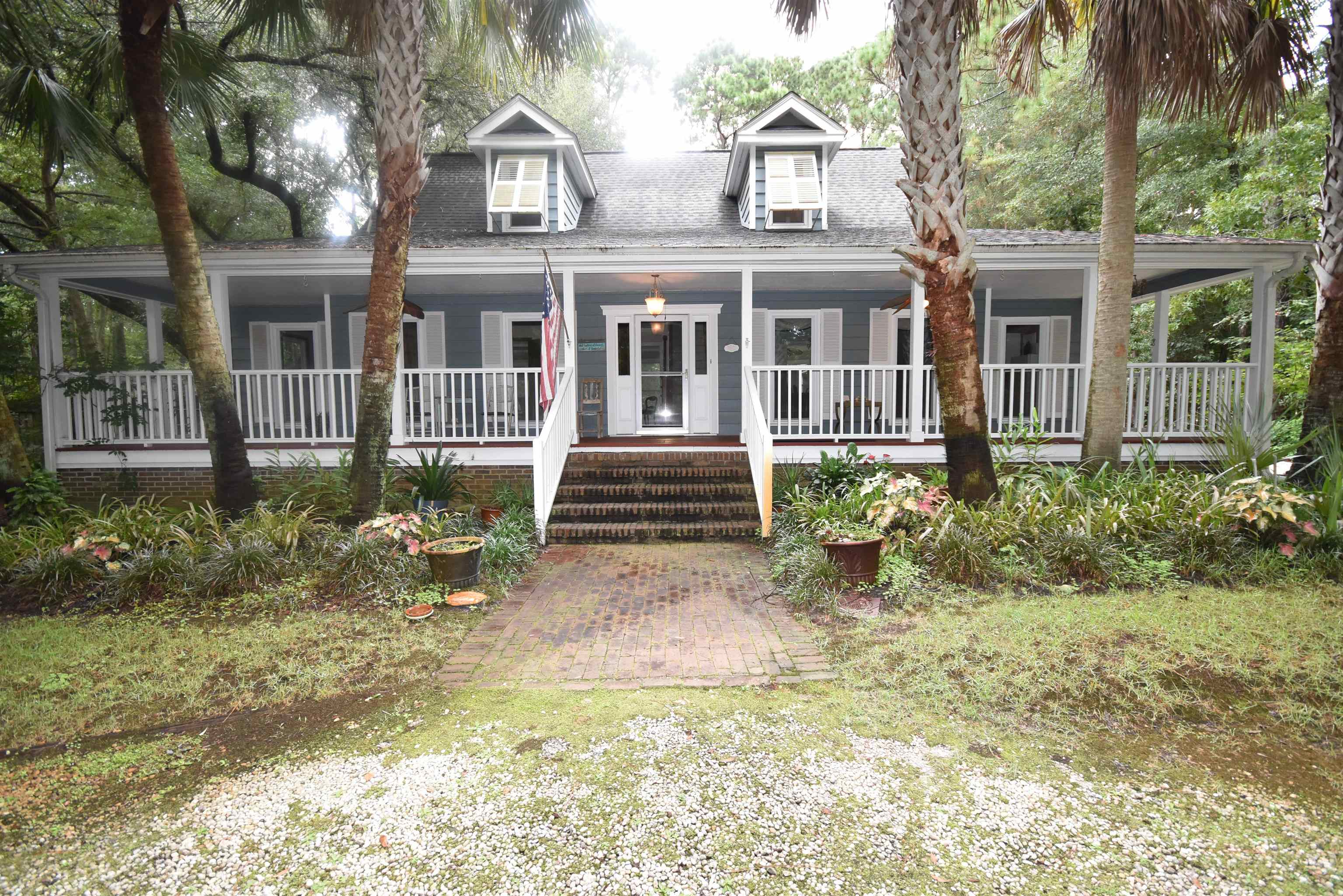 1290 Crooked Oak Dr., Pawleys Island
