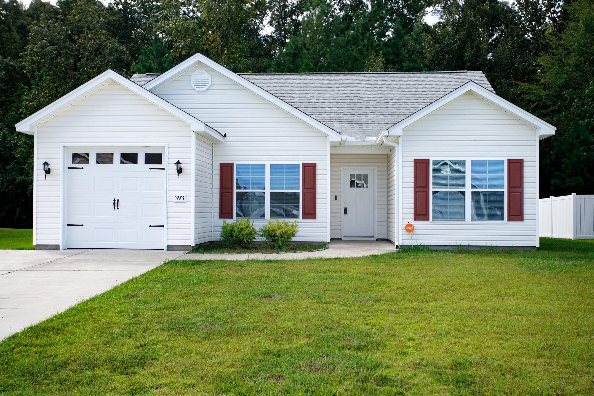393 Shallow Cove Dr., Conway