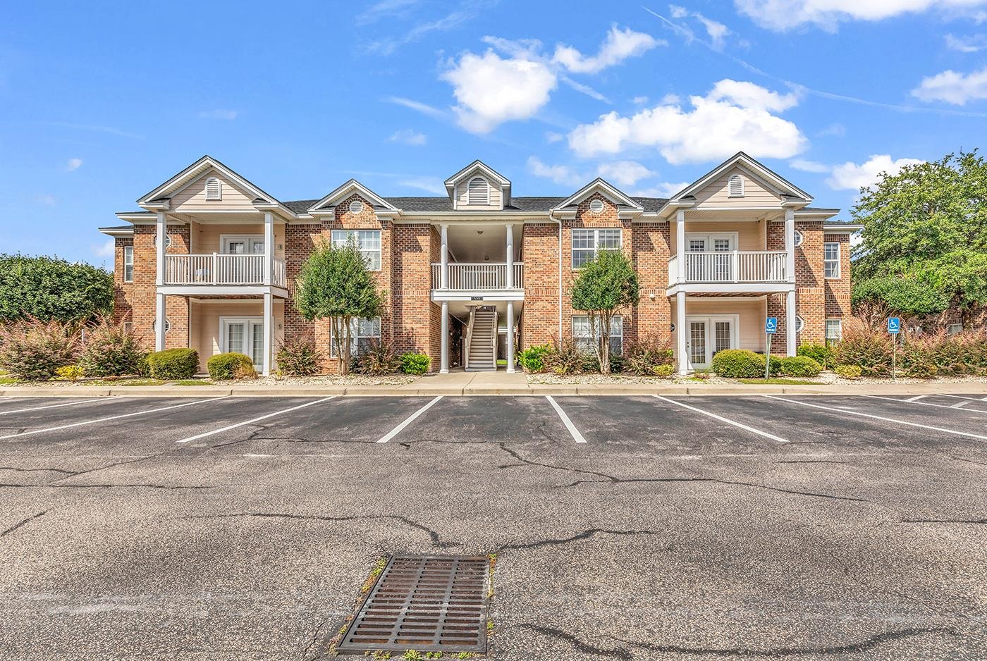 2061 Silvercrest Dr., Myrtle Beach