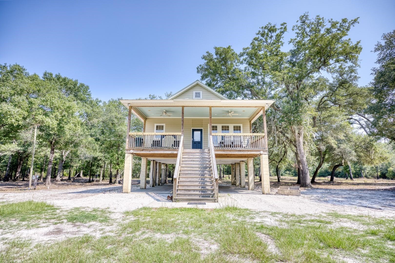 1250 Vera Rd., Longs