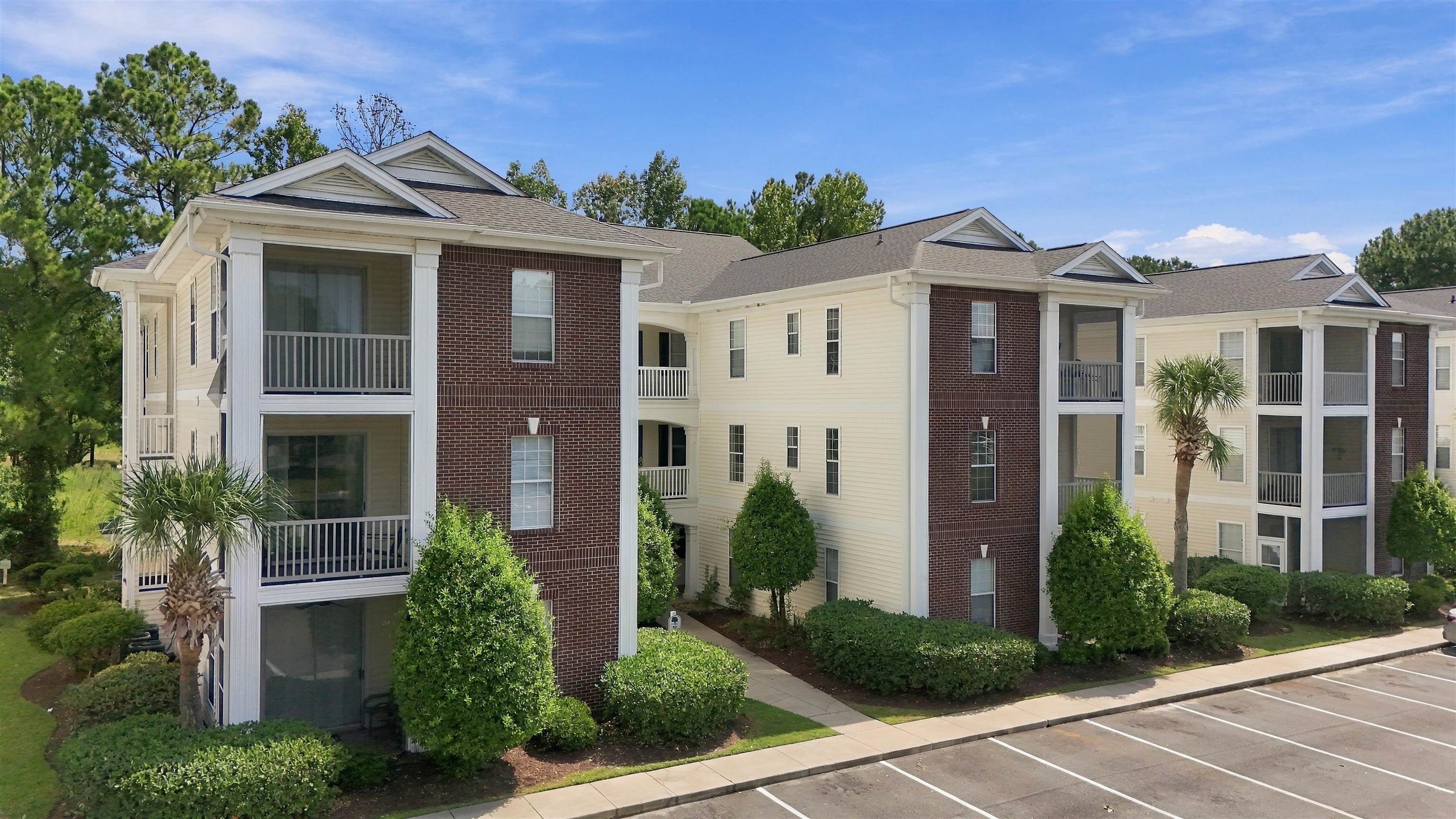 498 River Oaks Dr., Myrtle Beach