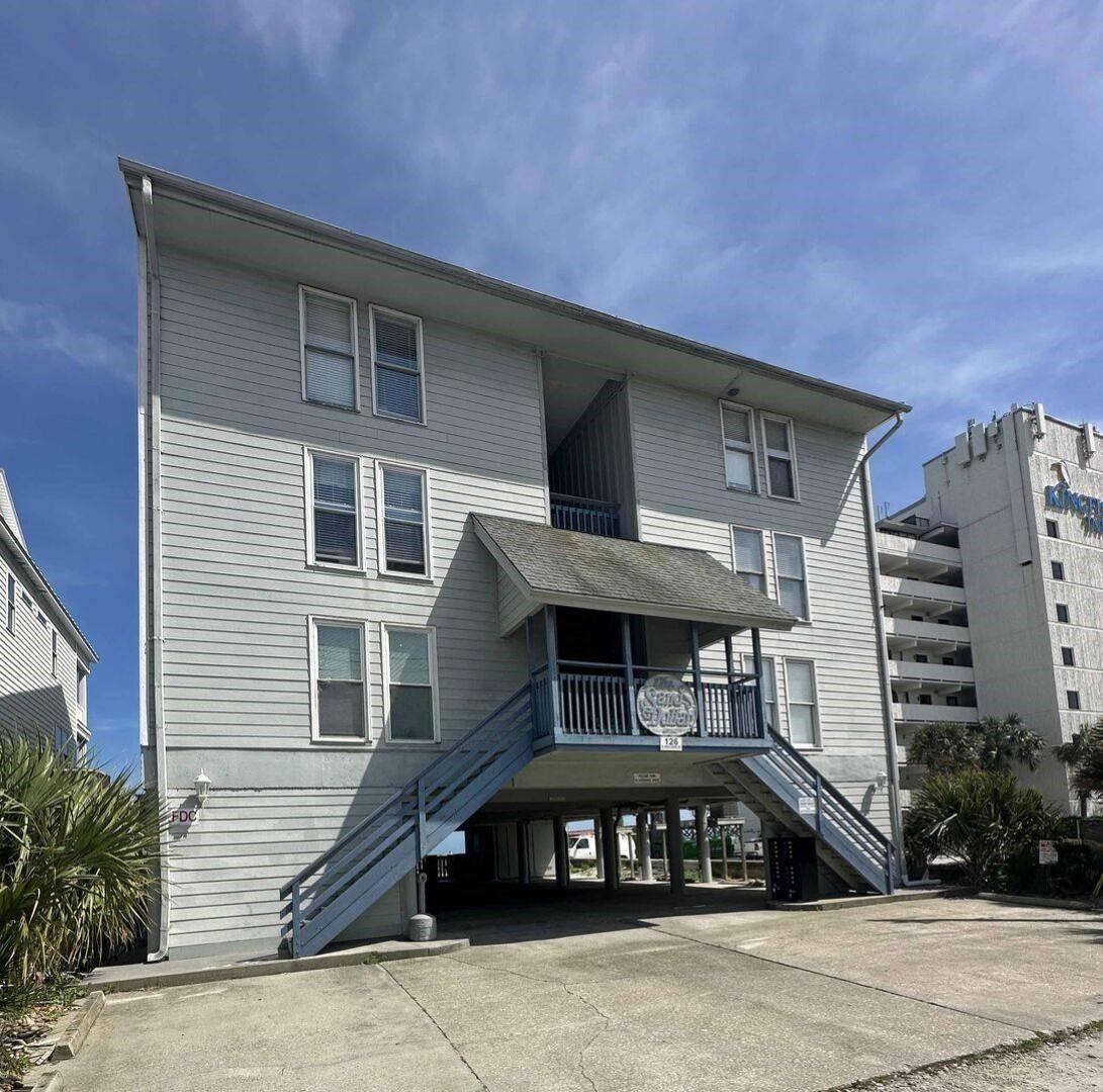 126 N Waccamaw Dr., Garden City Beach