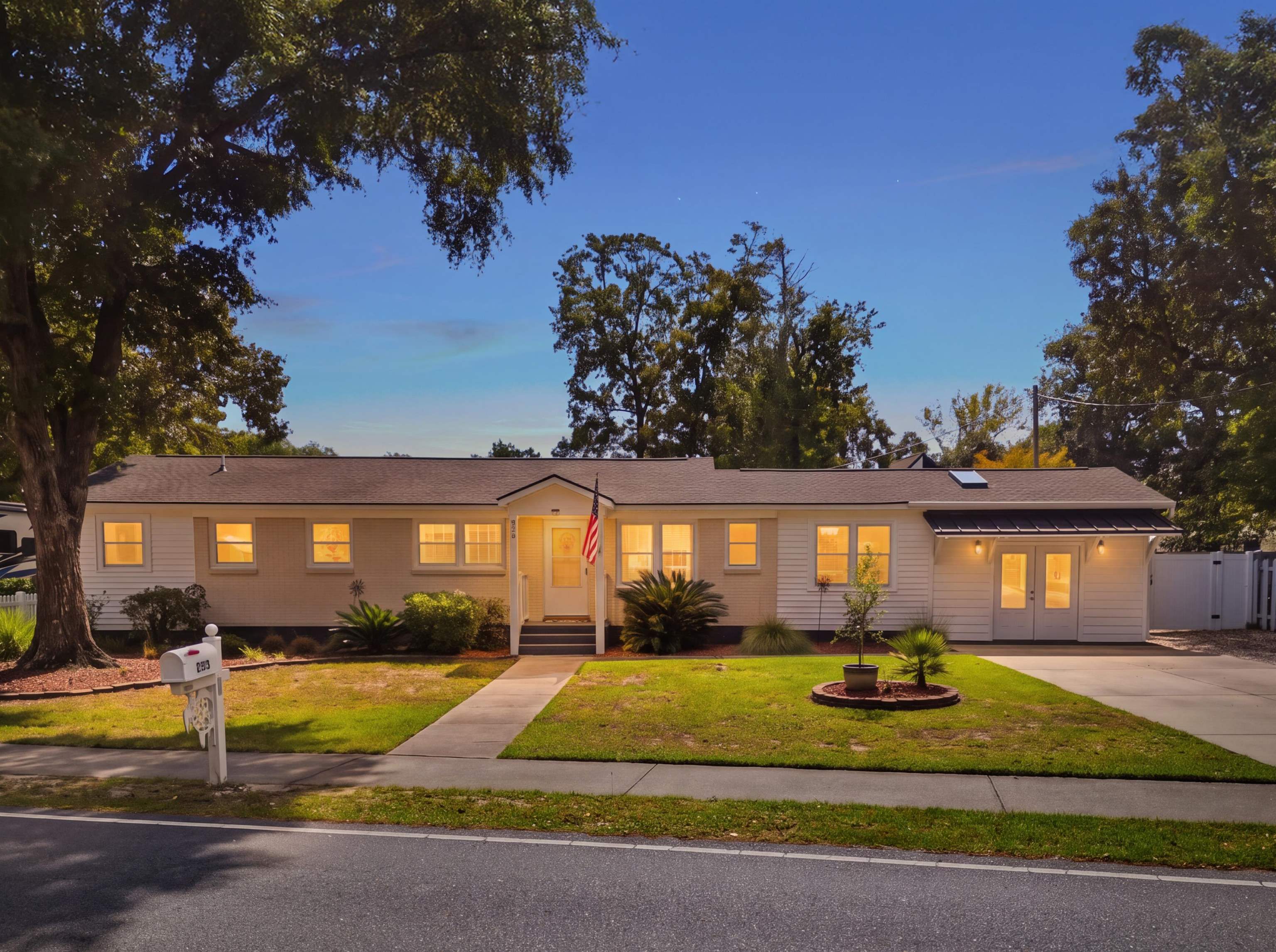 213 N Hollywood Dr., Surfside Beach