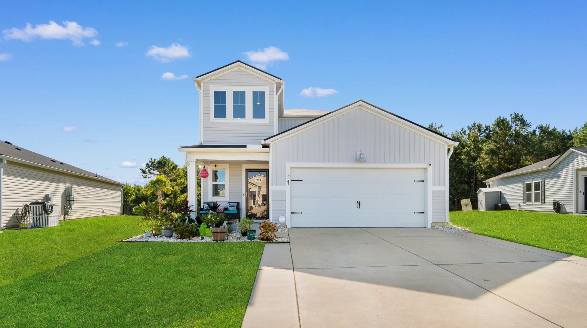 225 Cypress Tree Loop, Longs