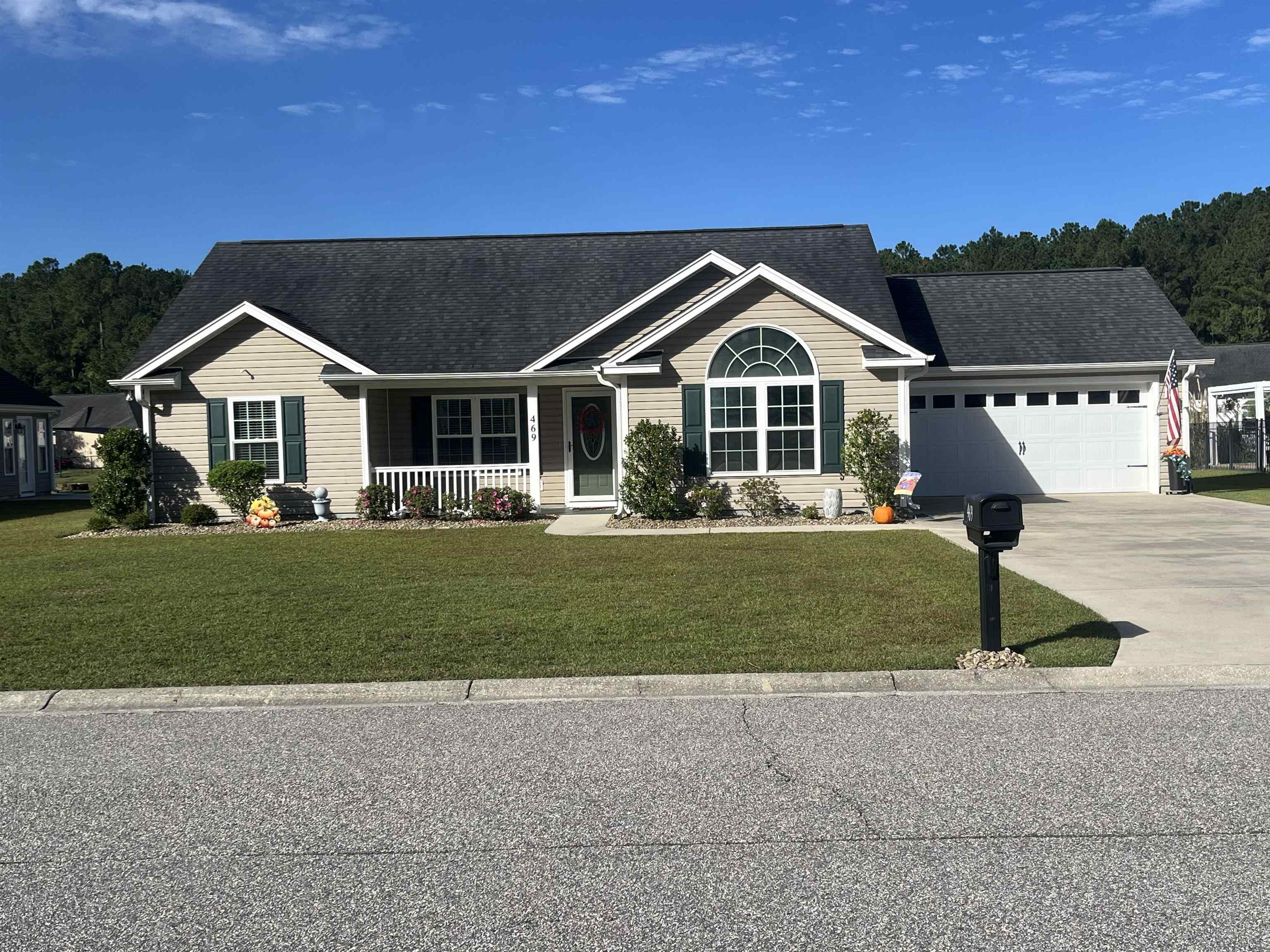 469 Oakham Dr., Conway