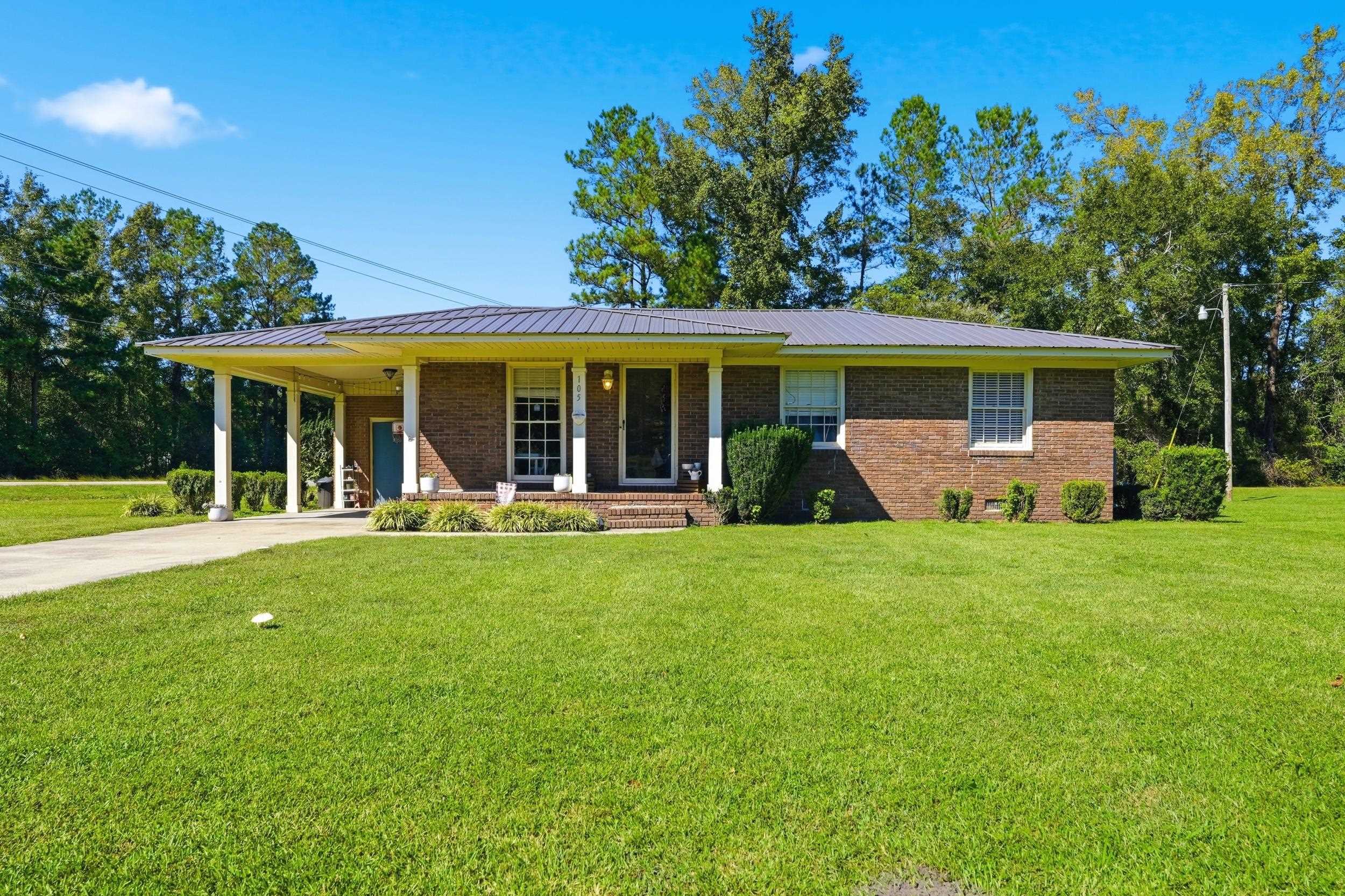 105 Twin City Circle, Loris