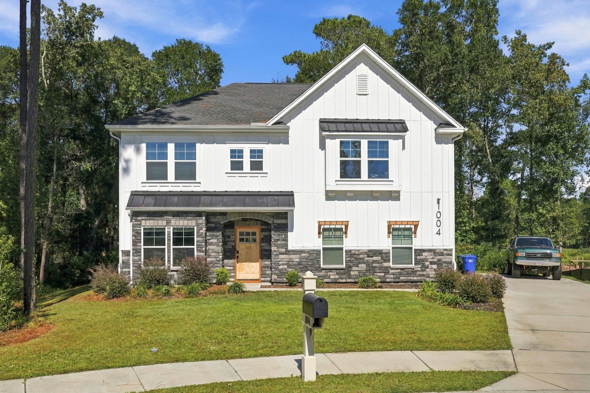 1004 Maccoa Dr., Conway