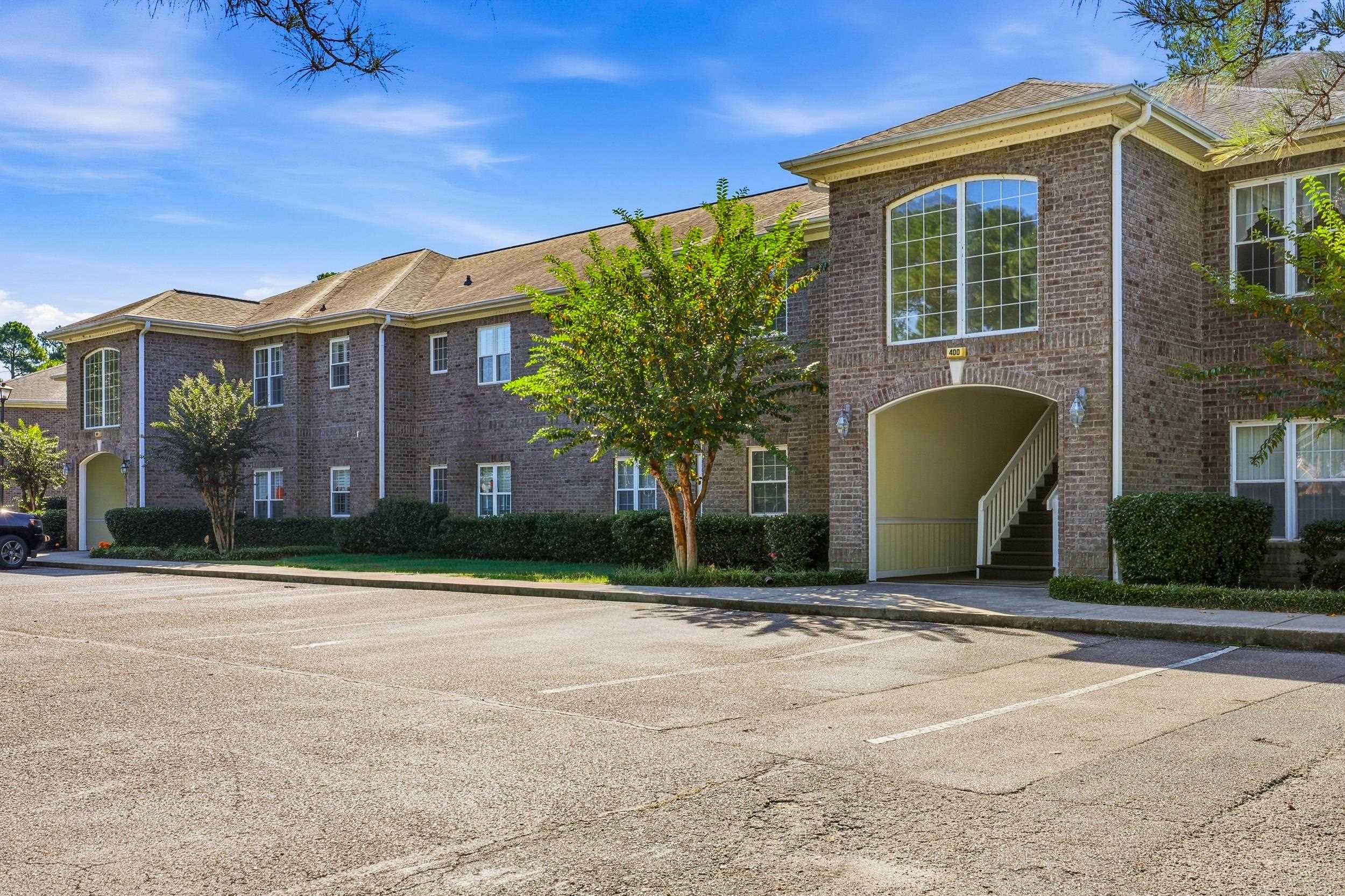 400 Willow Green Dr., Conway