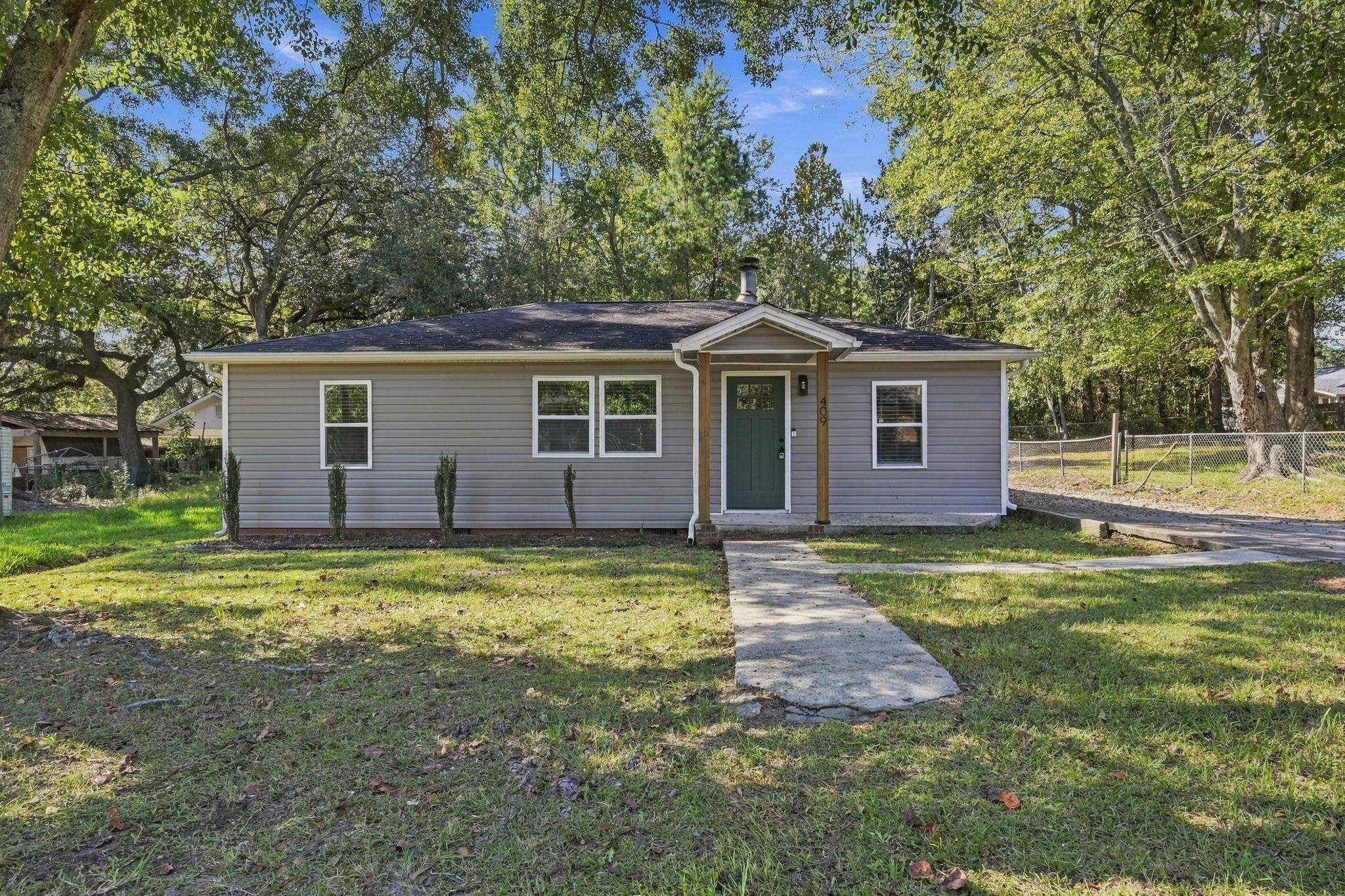 409 Sycamore St., Conway
