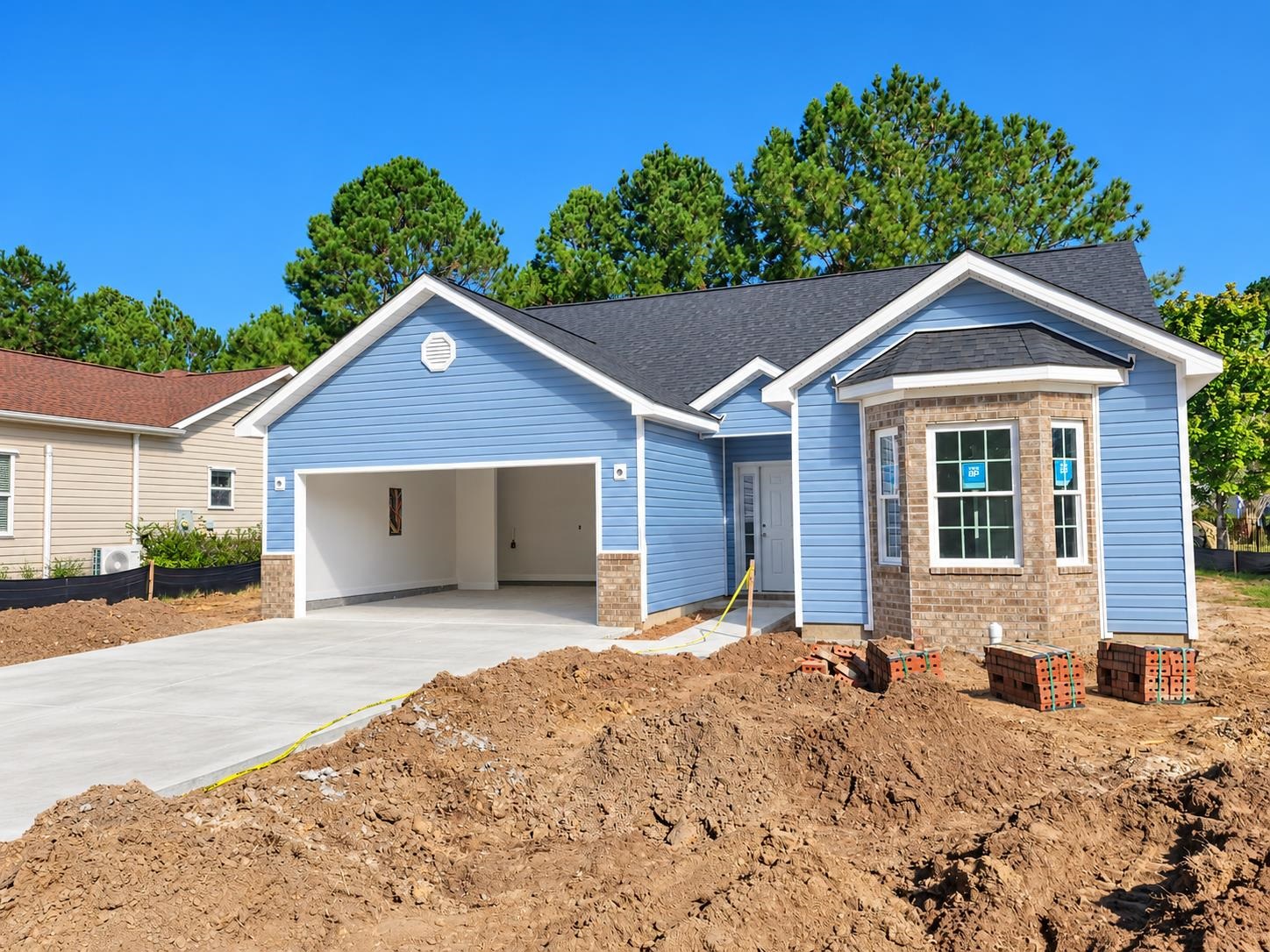630 Wintercreeper Dr., Longs