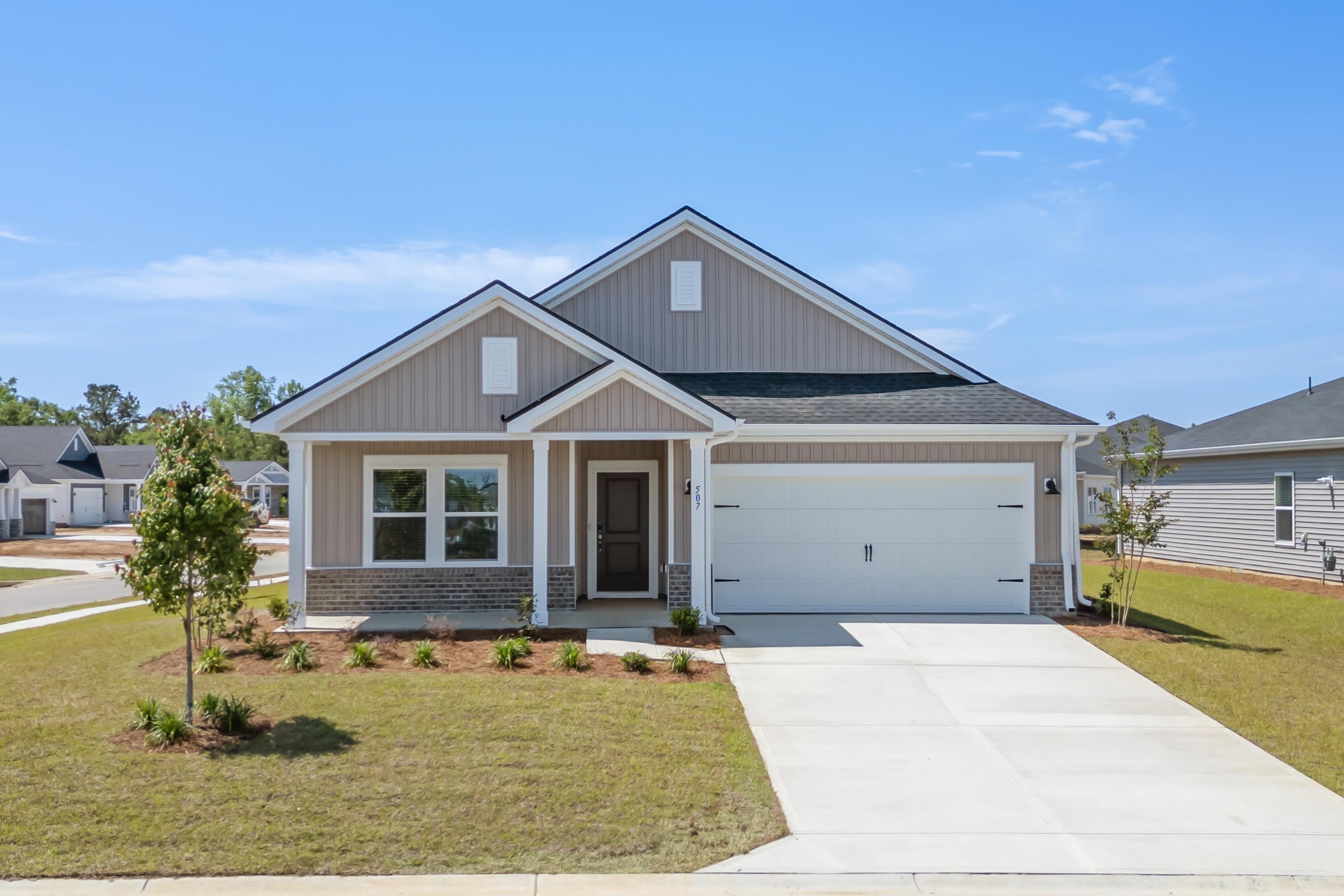 2250 Grand Meadow Dr., Longs