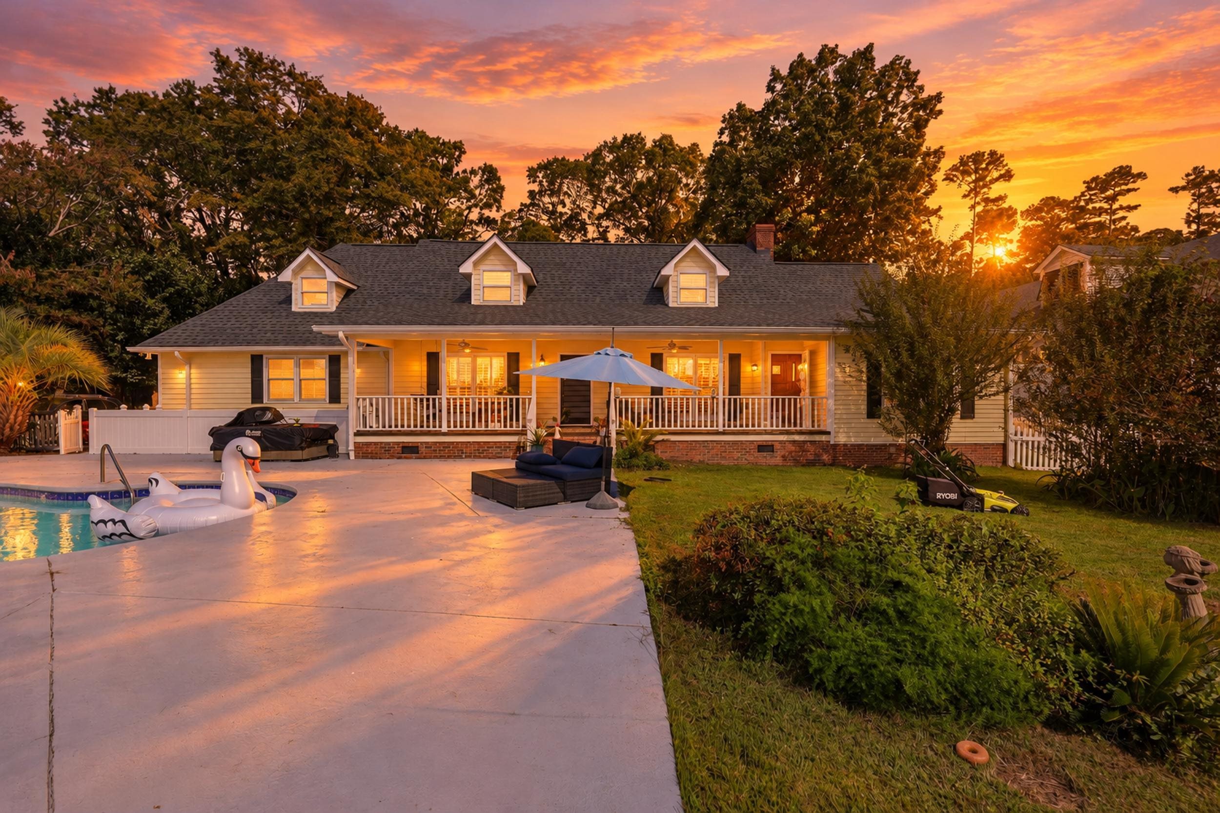 2628 Riverside Dr., Myrtle Beach
